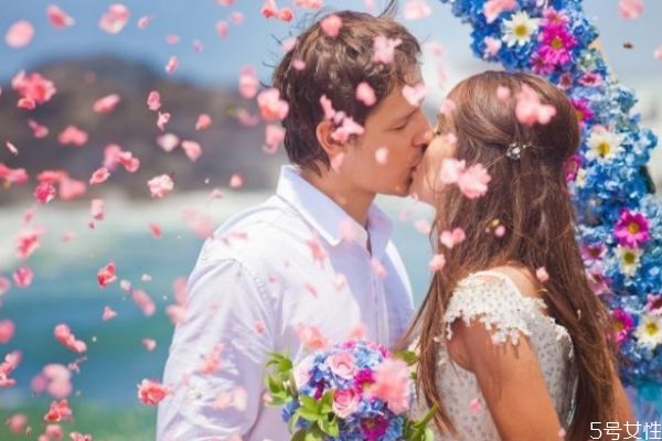 多大結(jié)婚算正常 多大結(jié)婚才合適 多大結(jié)婚算正常 多大結(jié)婚才合適