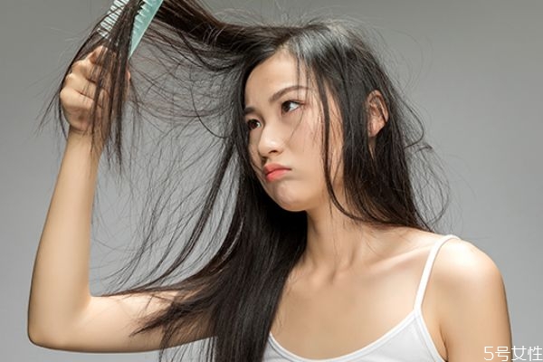 怎樣減輕掉頭發(fā) 怎樣才能緩解掉頭發(fā)