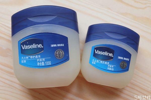 凡士林為什么叫凡士林 凡士林的花樣用途 凡士林為什么叫凡士林 凡士林的花樣用途