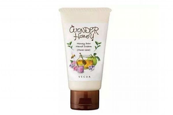 護手霜一天應該涂幾次 護手霜還有哪些妙用 護手霜一天應該涂幾次 護手霜還有哪些妙用