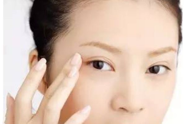 眼袋溶脂針價(jià)格如何 溶脂針去眼袋有副作用嗎 眼袋溶脂針價(jià)格如何 溶脂針去眼袋有副作用嗎