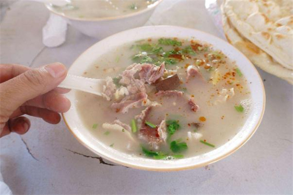 羊肉湯什么時候喝最好 羊肉湯什么季節(jié)喝最好 羊肉湯什么時候喝最好 羊肉湯什么季節(jié)喝最好