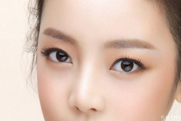 什么是復(fù)合彩光去除黑眼圈呢 復(fù)合彩光去除黑眼圈好嗎 什么是復(fù)合彩光去除黑眼圈呢 復(fù)合彩光去除黑眼圈好嗎