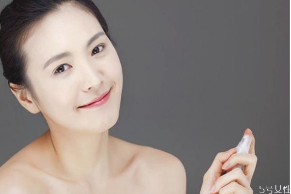 地鐵上可以帶噴霧嗎 地鐵能不能帶防曬噴霧 地鐵上可以帶噴霧嗎 地鐵能不能帶防曬噴霧