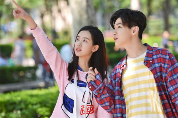 在喜歡的人面前自卑怎么辦 為什么會(huì)在喜歡的人面前自卑 在喜歡的人面前自卑怎么辦 為什么會(huì)在喜歡的人面前自卑