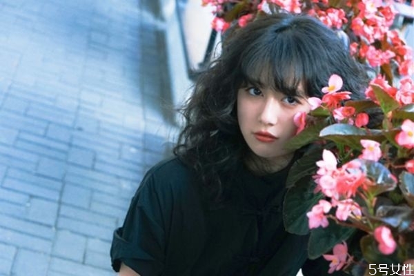 掛女朋友電話很嚴(yán)重嗎 掛女朋友電話她生氣了怎么辦 掛女朋友電話很嚴(yán)重嗎 掛女朋友電話她生氣了怎么辦