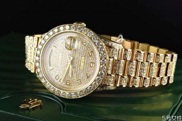 鉆石手表應該怎么保養(yǎng)呢 鉆石手表保養(yǎng)要注意什么呢