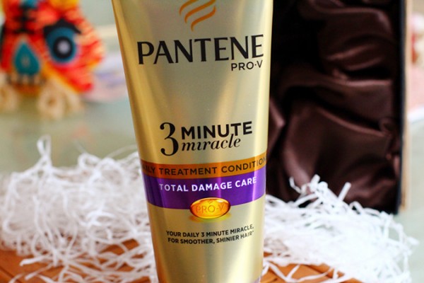 護(hù)發(fā)素的作用是什么 發(fā)膜和護(hù)發(fā)素那個(gè)更有營養(yǎng) 護(hù)發(fā)素的作用是什么 發(fā)膜和護(hù)發(fā)素那個(gè)更有營養(yǎng)