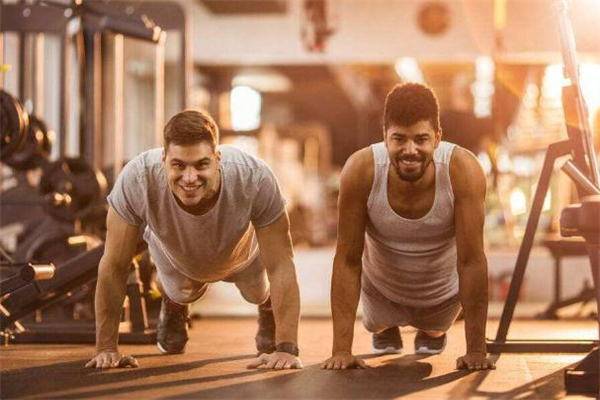 徒手抗阻訓(xùn)練怎么做 徒手抗阻訓(xùn)練注意事項(xiàng) 徒手抗阻訓(xùn)練怎么做 徒手抗阻訓(xùn)練注意事項(xiàng)