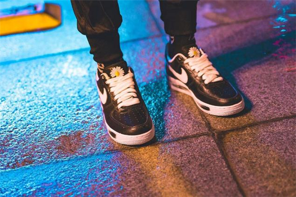 耐克af1權志龍聯(lián)名刮刮樂刮開效果 af1權志龍聯(lián)名多少錢