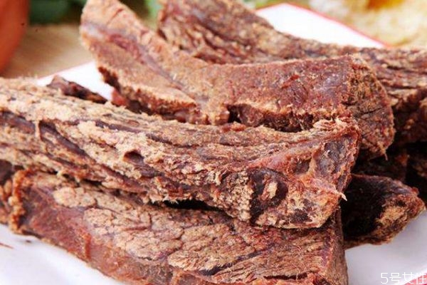 駱駝肉可以吃嗎 駱駝肉有什么營(yíng)養(yǎng)價(jià)值呢 駱駝肉可以吃嗎 駱駝肉有什么營(yíng)養(yǎng)價(jià)值呢