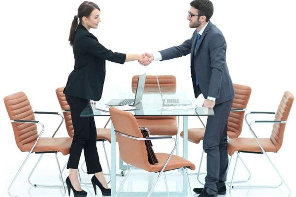 公司禁止辦公室戀愛(ài)怎么辦 為什么辦公室戀愛(ài)只能留一個(gè) 公司禁止辦公室戀愛(ài)怎么辦 為什么辦公室戀愛(ài)只能留一個(gè)