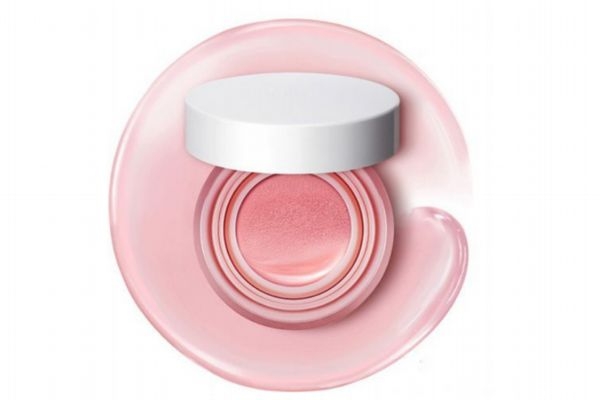 畫腮紅有什么作用 畫腮紅要注意什么 畫腮紅有什么作用 畫腮紅要注意什么