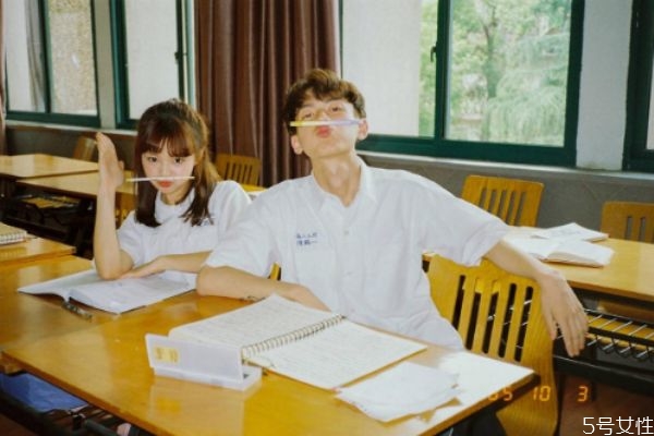 冷戰(zhàn)期間如何知道男人在乎你 冷戰(zhàn)時男人的十條想法 冷戰(zhàn)期間如何知道男人在乎你 冷戰(zhàn)時男人的十條想法