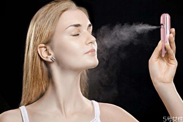 敏感肌膚是怎么樣造成的呢 為什么會形成敏感肌膚呢 敏感肌膚是怎么樣造成的呢 為什么會形成敏感肌膚呢