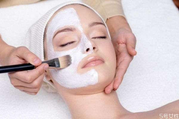 敏感肌膚是怎么樣造成的呢 為什么會形成敏感肌膚呢 敏感肌膚是怎么樣造成的呢 為什么會形成敏感肌膚呢