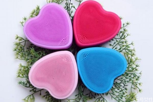 什么是潔面儀呢 潔面儀有用嗎 什么是潔面儀呢 潔面儀有用嗎