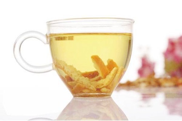新鮮橘子皮可以泡酒嗎 橘子皮泡酒有什么功效 新鮮橘子皮可以泡酒嗎 橘子皮泡酒有什么功效