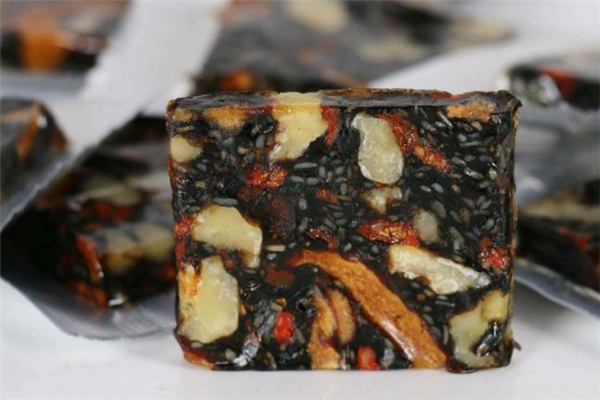 阿膠糕冷卻多久可以切 阿膠糕冷卻后還是很軟怎么辦 阿膠糕冷卻多久可以切 阿膠糕冷卻后還是很軟怎么辦