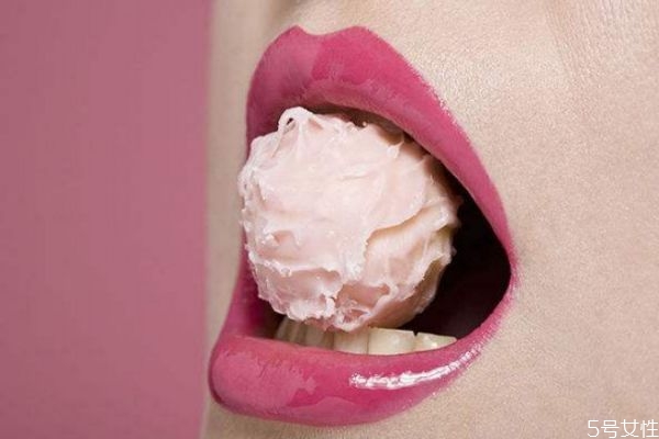 漂唇可以維持多少年 漂唇能保持多久 漂唇可以維持多少年 漂唇能保持多久