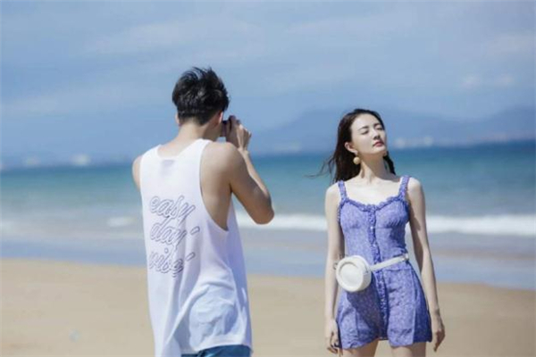 戀愛(ài)中女生怎樣給自己安全感 戀愛(ài)中如何避免想太多 戀愛(ài)中女生怎樣給自己安全感 戀愛(ài)中如何避免想太多