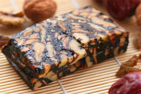 阿膠糕早上吃好還是晚上吃好 阿膠糕晚上睡前吃好嗎 阿膠糕早上吃好還是晚上吃好 阿膠糕晚上睡前吃好嗎