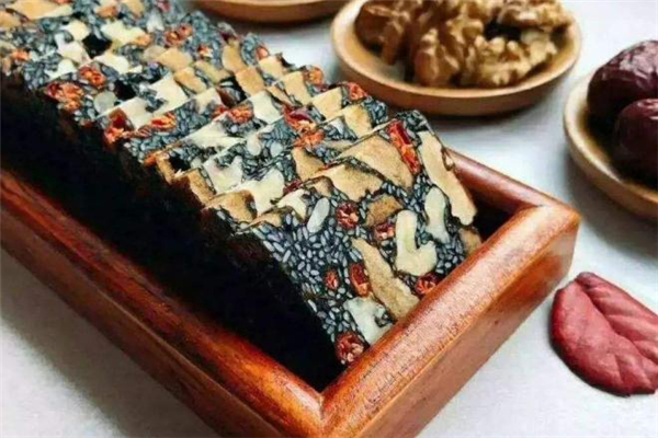 阿膠糕有酒味正常嗎 阿膠糕為什么有酒精味 阿膠糕有酒味正常嗎 阿膠糕為什么有酒精味