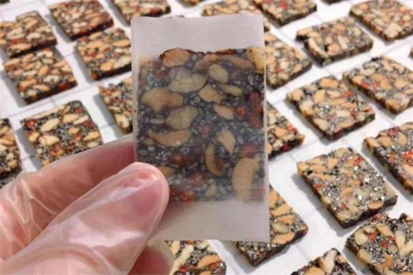 阿膠糕一年四季都可以吃嗎 阿膠糕什么季節(jié)吃最好 阿膠糕一年四季都可以吃嗎 阿膠糕什么季節(jié)吃最好