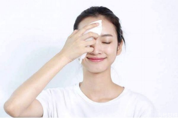 面膜在冬天可以天天敷嗎 面膜天天敷還是兩三天敷一次 面膜在冬天可以天天敷嗎 面膜天天敷還是兩三天敷一次