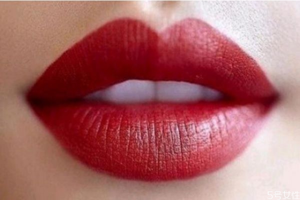 漂唇后怎么保養(yǎng) 做漂唇需要注意什么問題 漂唇后怎么保養(yǎng) 做漂唇需要注意什么問題