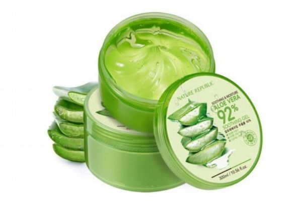 蘆薈膠擦臉發(fā)緊正常嗎 用了蘆薈膠后臉干緊繃 蘆薈膠擦臉發(fā)緊正常嗎 用了蘆薈膠后臉干緊繃