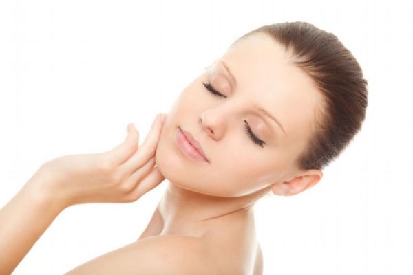 牛奶海藻面膜怎么調(diào) 敷海藻面膜技巧