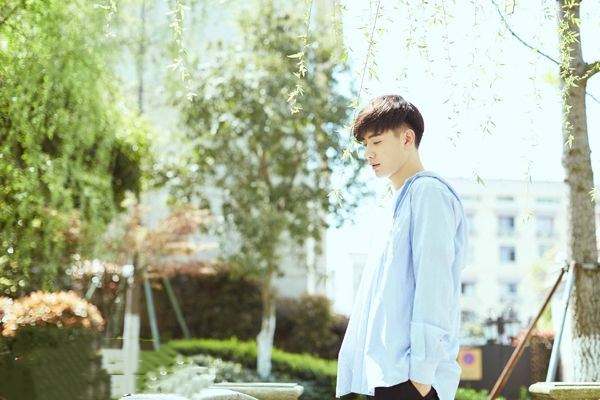 鹽系男生怎么穿搭好看 鹽系男生的穿搭技巧 鹽系男生怎么穿搭好看 鹽系男生的穿搭技巧