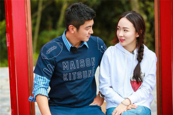 大學(xué)同學(xué)結(jié)婚該不該隨禮 大學(xué)同學(xué)結(jié)婚沒(méi)邀請(qǐng)要隨禮嗎