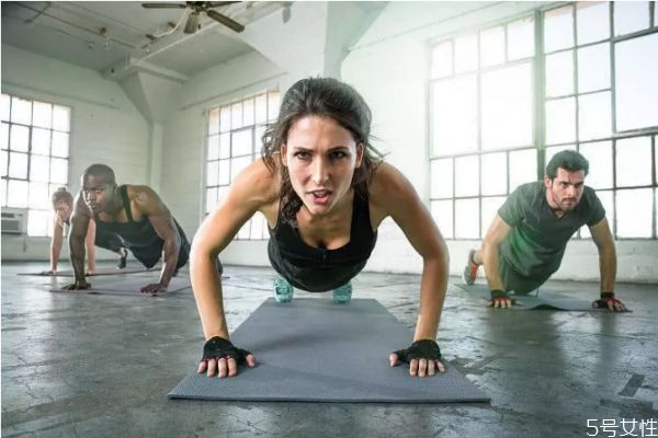 早晚體重相差多少正常 早晚體重相差大的原因 早晚體重相差多少正常 早晚體重相差大的原因