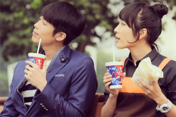 為什么會(huì)有越是喜歡越是遠(yuǎn)離的心理 為什么越喜歡越遠(yuǎn)離 為什么會(huì)有越是喜歡越是遠(yuǎn)離的心理 為什么越喜歡越遠(yuǎn)離