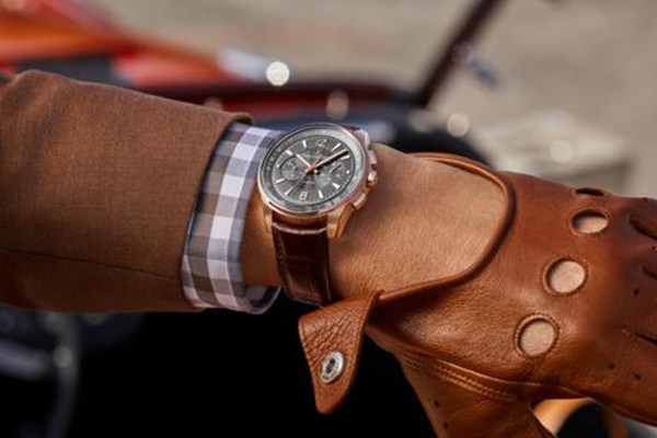穿襯衫怎么戴手表好看 男人戴手表有什么講究