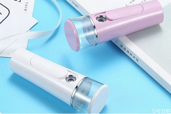 噴霧補水儀充電多長時間 補水儀的正確使用方法 噴霧補水儀充電多長時間 補水儀的正確使用方法