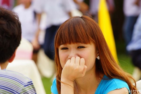 相親時(shí)女生要注意那幾點(diǎn)呢 相親女生可以遲到嗎 相親時(shí)女生要注意那幾點(diǎn)呢 相親女生可以遲到嗎