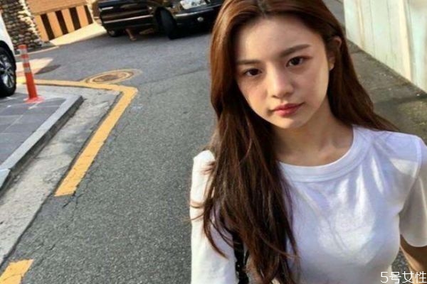 女人和男人聊天的技巧 ?怎么和男生聊天 女人和男人聊天的技巧 ?怎么和男生聊天