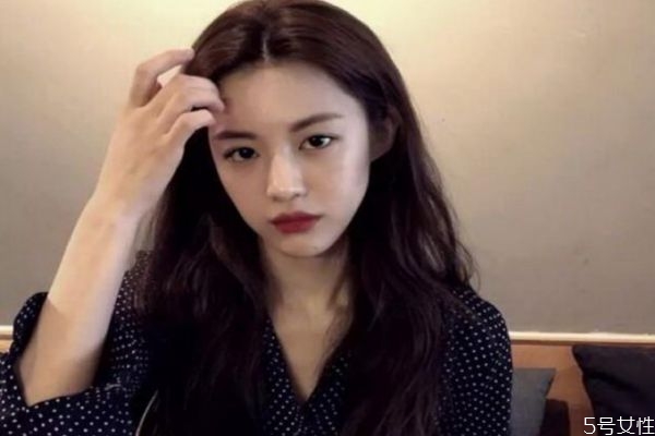 第一次和女生搭訕該怎么說(shuō) 跟女生聊天不冷場(chǎng)的技巧