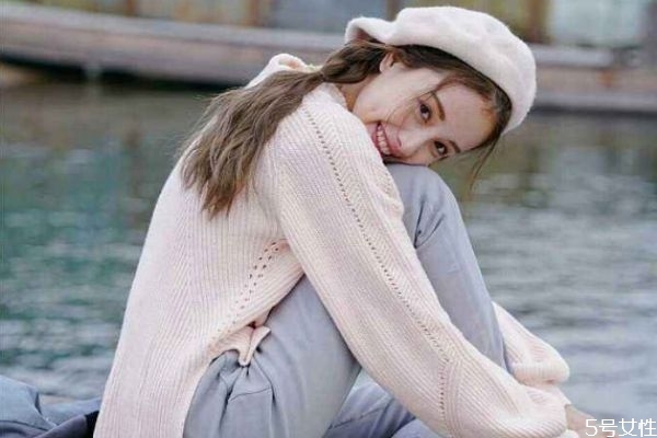 男朋友和前女友有聯(lián)系是什么心理 怎么處理前女友的關系