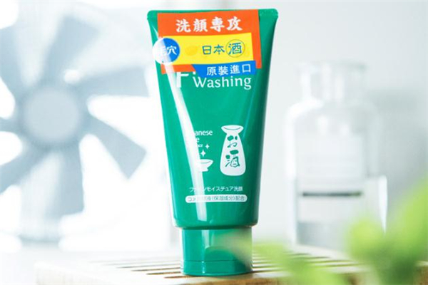 花印清酒洗面奶怎么樣 花印清酒洗面奶是皂基嗎 花印清酒洗面奶怎么樣 花印清酒洗面奶是皂基嗎