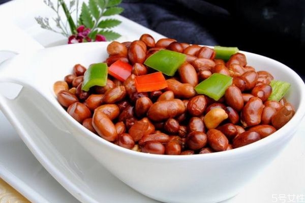 花生有什么營養(yǎng)價(jià)值呢 吃花生有什么好處呢 花生有什么營養(yǎng)價(jià)值呢 吃花生有什么好處呢