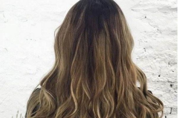 燙發(fā)后的護(hù)理方法 燙發(fā)后用什么護(hù)發(fā)產(chǎn)品 燙發(fā)后的護(hù)理方法 燙發(fā)后用什么護(hù)發(fā)產(chǎn)品