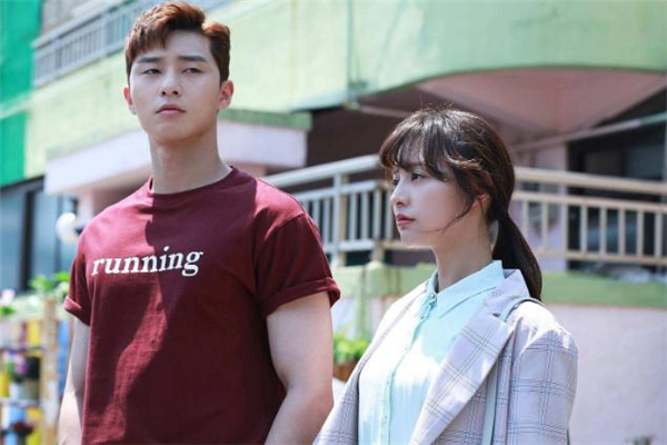 甜言蜜語(yǔ)怎么說(shuō)更真實(shí) 哄女孩子的甜言蜜語(yǔ)怎么說(shuō)