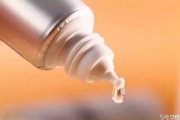 樂敦cc保質(zhì)期怎么看 樂敦cc保質(zhì)期多久 樂敦cc保質(zhì)期怎么看 樂敦cc保質(zhì)期多久