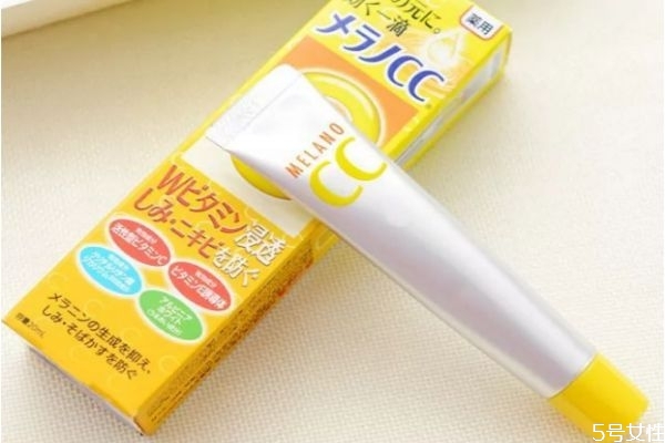 樂敦cc保質(zhì)期怎么看 樂敦cc保質(zhì)期多久 樂敦cc保質(zhì)期怎么看 樂敦cc保質(zhì)期多久