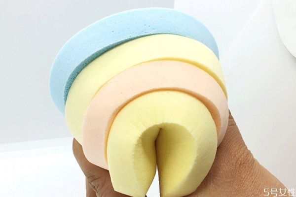 臉撲有什么作用呢 一般臉撲的材質是什么呢