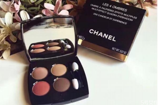 經(jīng)?；瘖y真的很傷皮膚嗎 應不應該使用化妝品呢